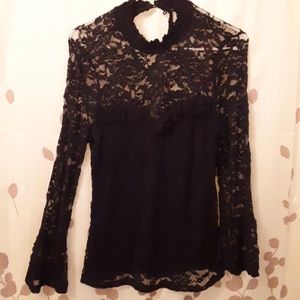 Nylon Lilly White Top